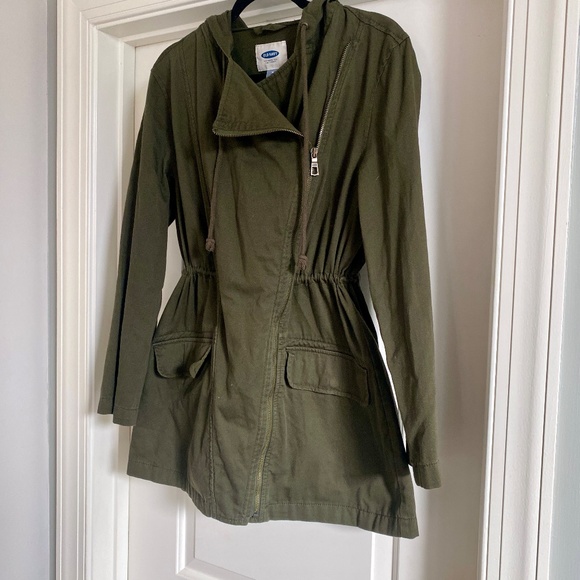 Old Navy Army Green Cinched Waist Utility Jacket - Super Cute & Versatile! - Picture 3 of 8